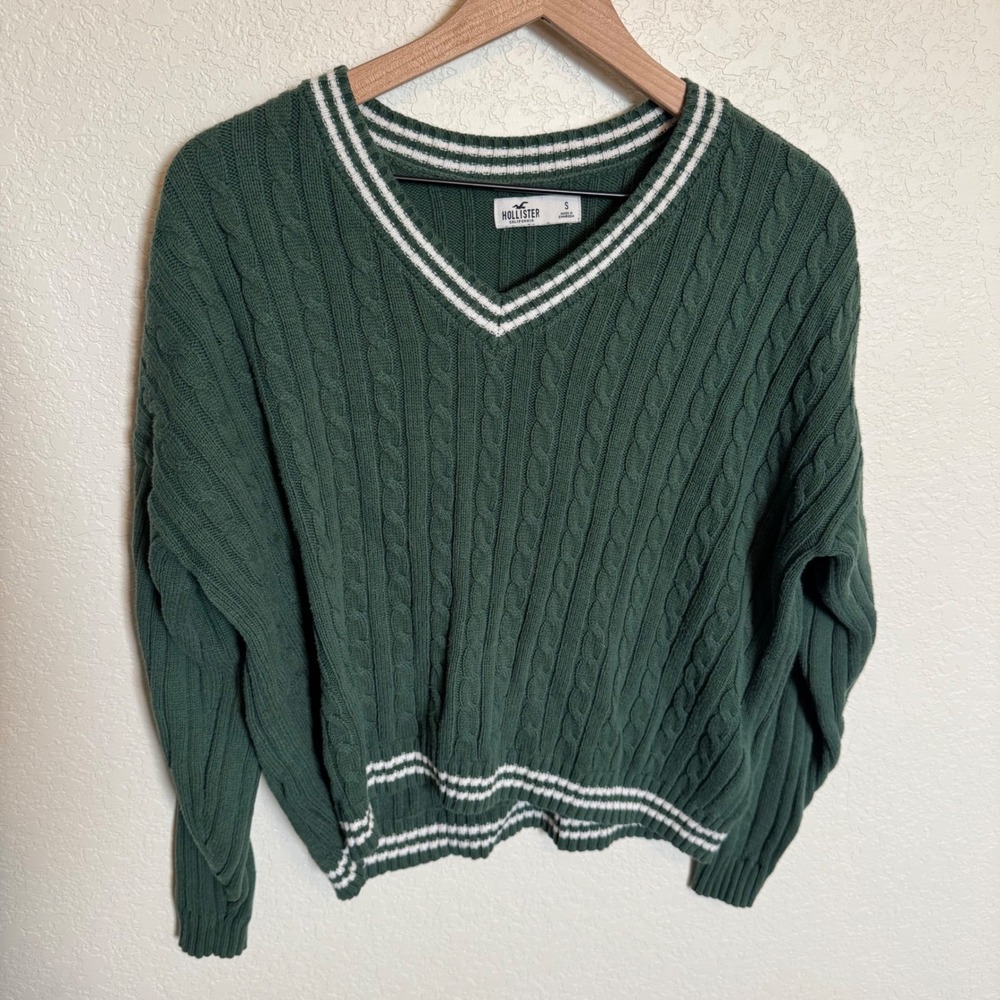 Preppy Varsity Cable Knit Hollister Sweater Size S Green